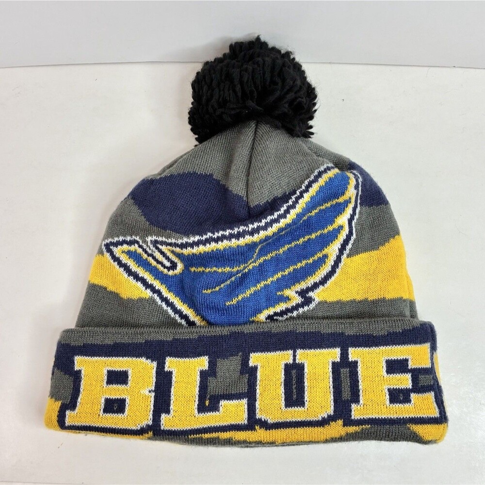 St. Louis Blues Beanie Winter Hat Pom Pom Reebok Face Off NHL Hockey Blue Gray